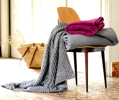 ROBIN MARIETON (couverture Ourson), Magasin de Linge de Maison à Amplepuis