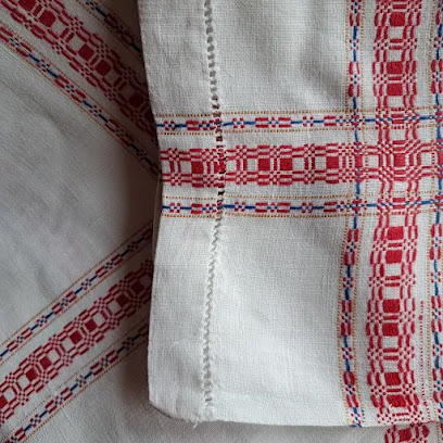 Brocante,Passion Du Linge Ancien, Magasin De Linge De Maison à Gémozac