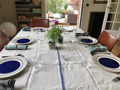 Les Brodeuses, Magasin de Linge de Maison à Garches