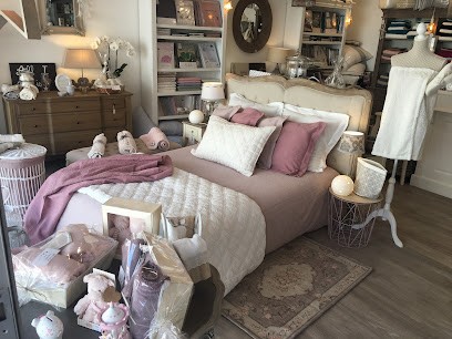 REVES D'ETOILES, Magasin de Linge de Maison à Sainte-Maxime