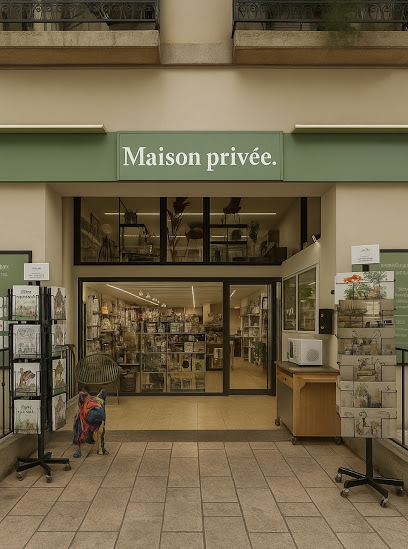 Maison Privée, Magasin D'ustensiles De Cuisine à Uzès