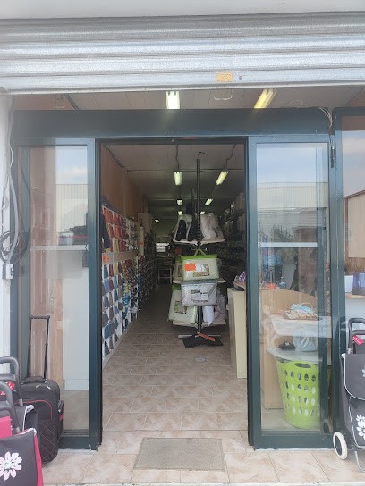 Linge de bizonnes ( La Caverne à Mimi ), Magasin de Linge de Maison à Bourgoin-Jallieu